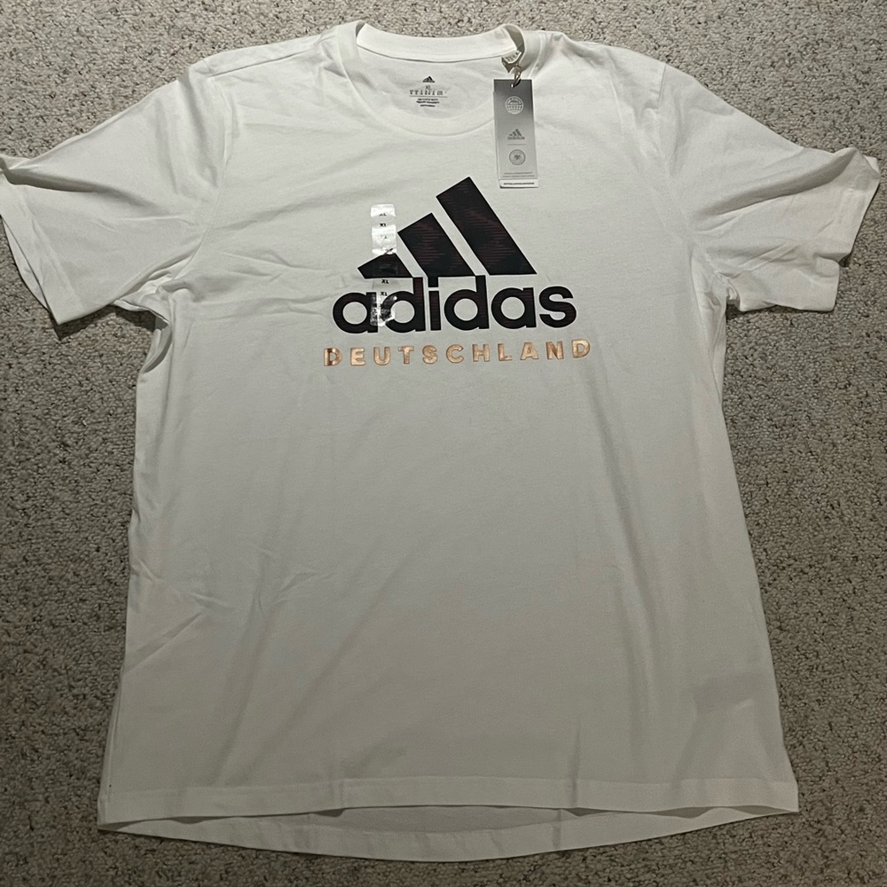 DEALS!!!!MENS DEUTSCHLAND SOCCER T SHIRT WHITE SIZE XL